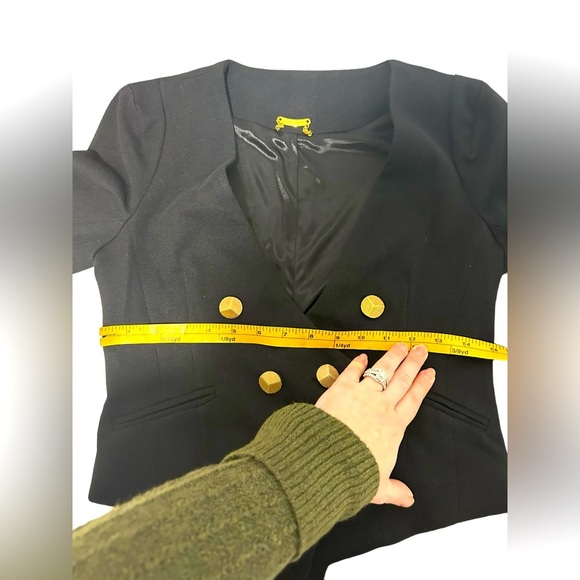 Dolce & Gabbana women’s black blazer | Dolce & Gabbana Designer Jacket - Picture 11 of 11